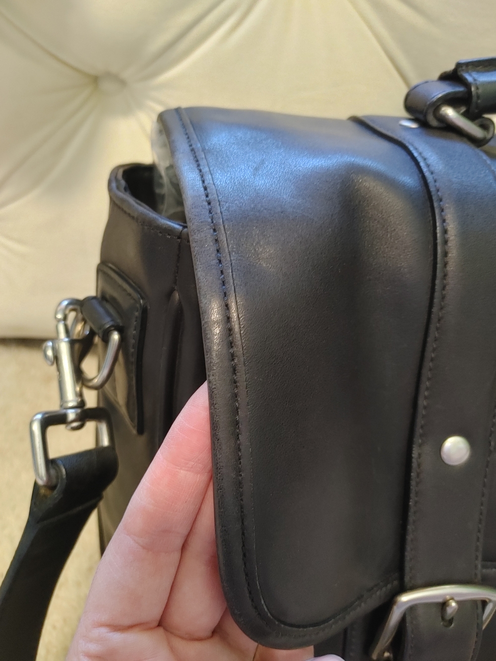 Vintage Coach Black Leather Messenger Bag - Picture 11 of 15